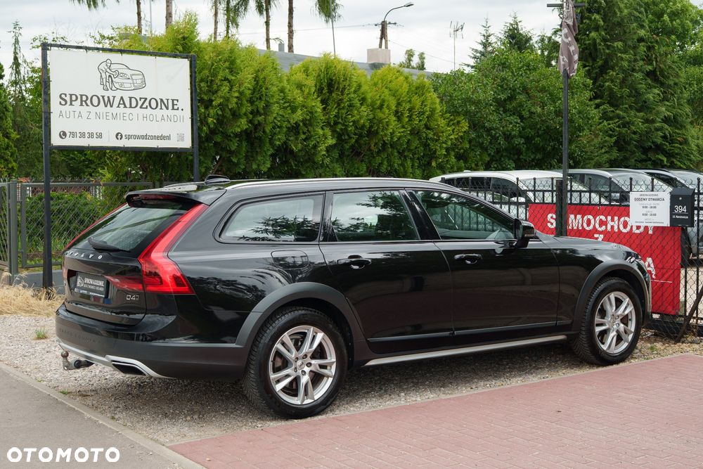 Volvo V90 Cross Country D4 AWD Geartronic Pro - 5
