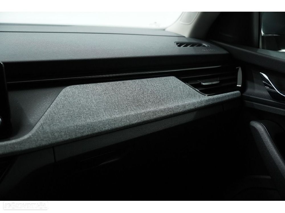 Skoda Kamiq 1.0 TSI Selection DSG - 8