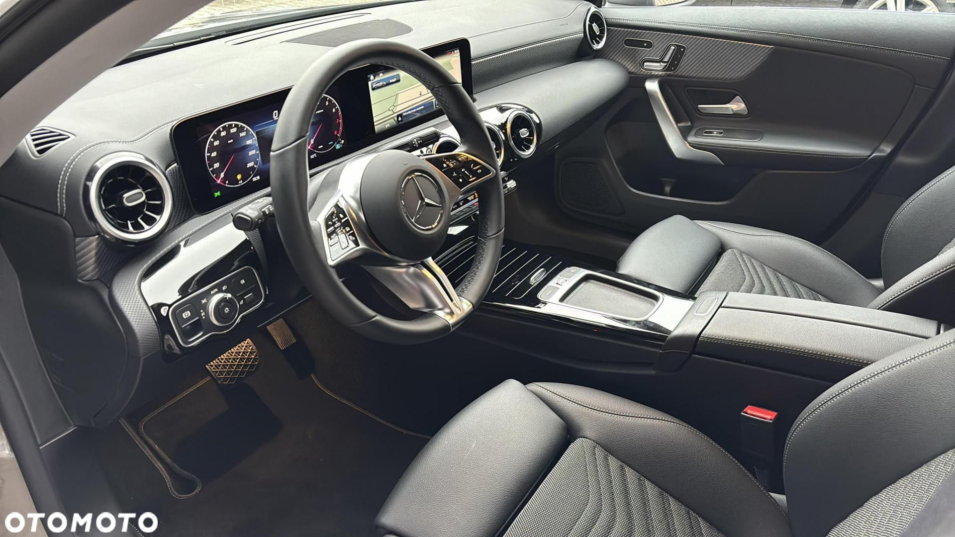 Mercedes-Benz CLA - 11