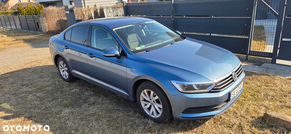Volkswagen Passat 2.0 TDI SCR Trendline DSG - 1