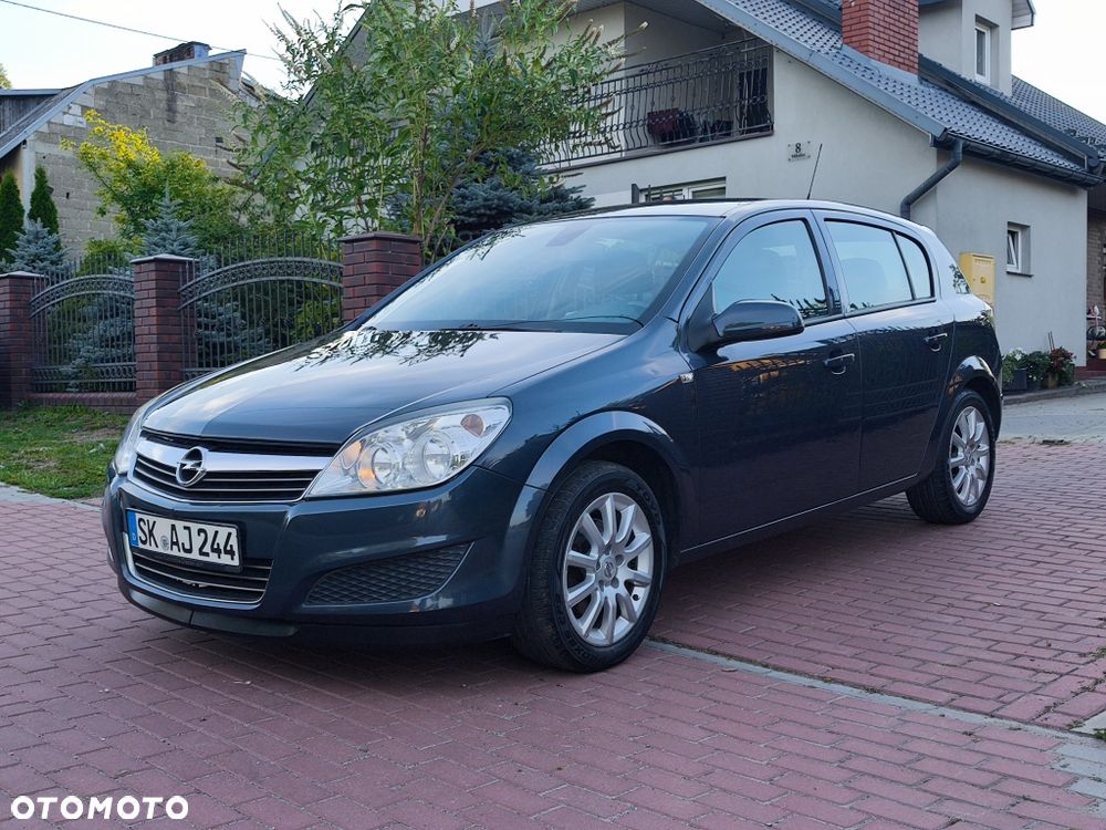 Opel Astra - 1