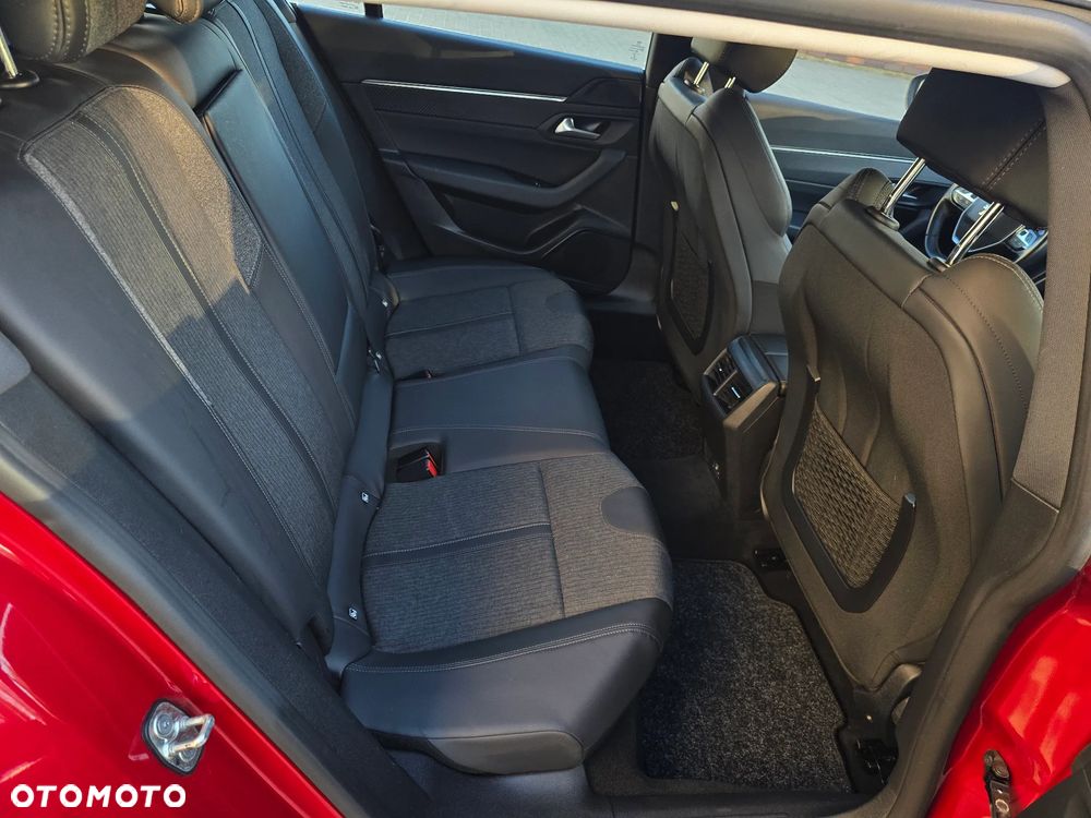 Peugeot 508 PureTech 180 EAT8 Allure - 22