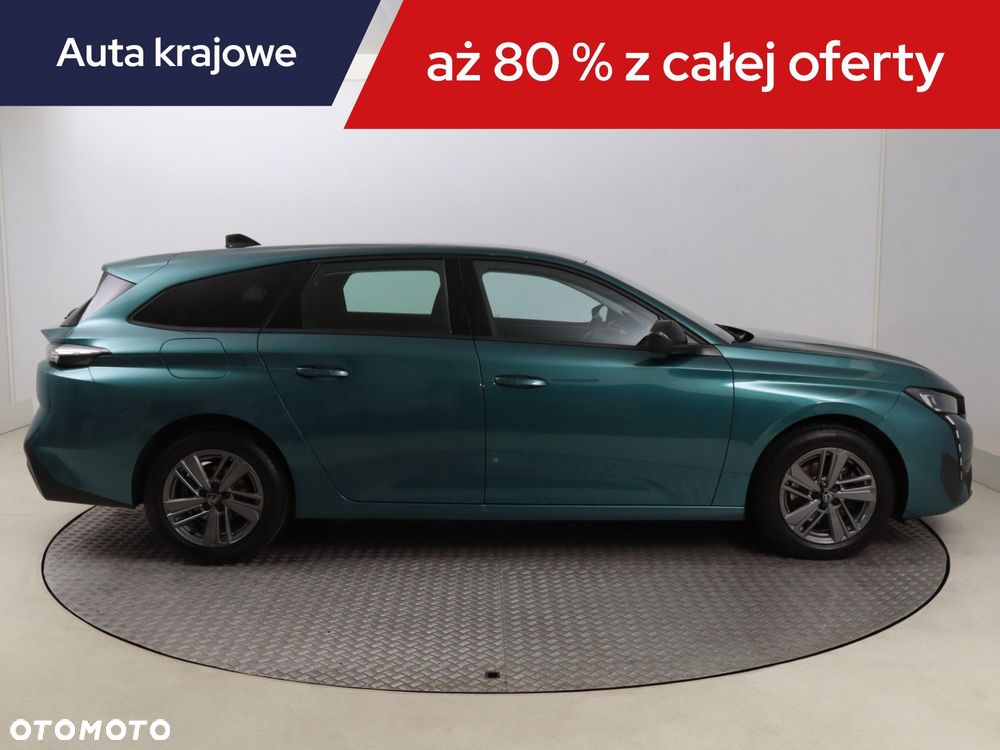 Peugeot 308 - 8