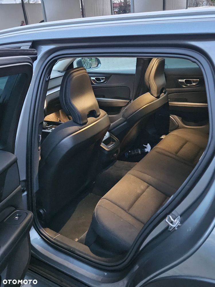 Volvo V60 - 22