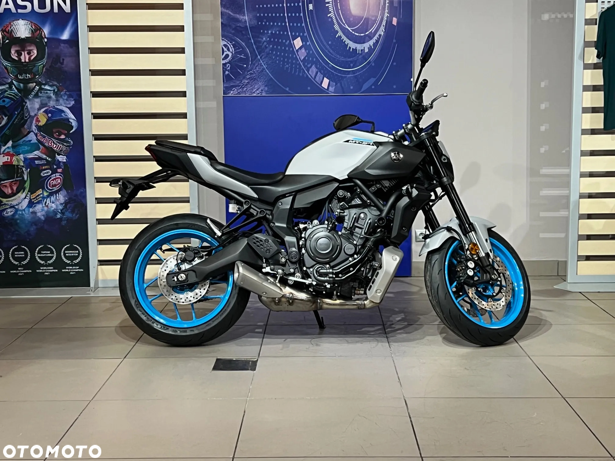 Yamaha MT - 6