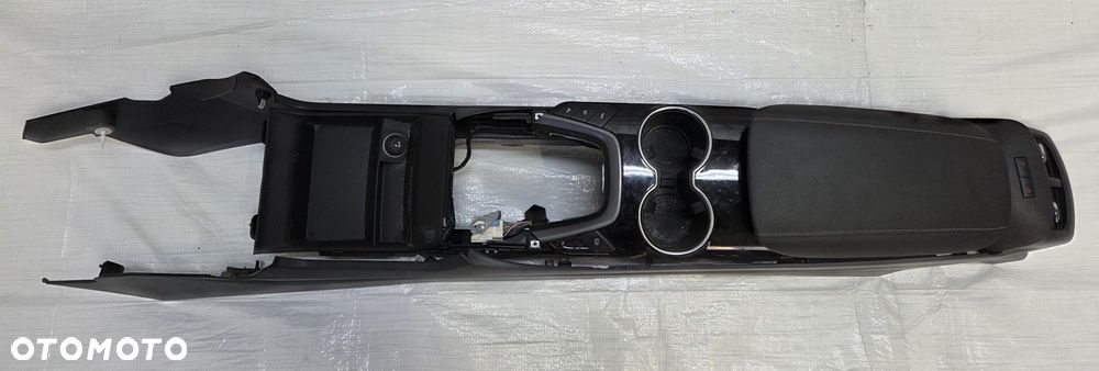 PODŁOKIETNIK TUNEL FORD MONDEO MK5 ES73-F043B04-A EUROPA - 1