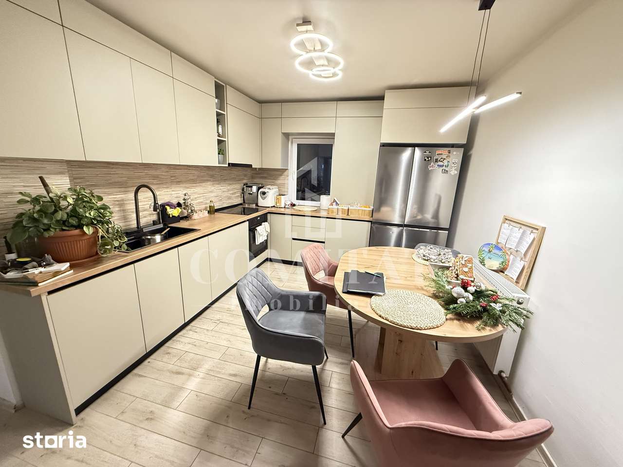 Interior view of Apartament 3 bedroom in Strada Castanilor