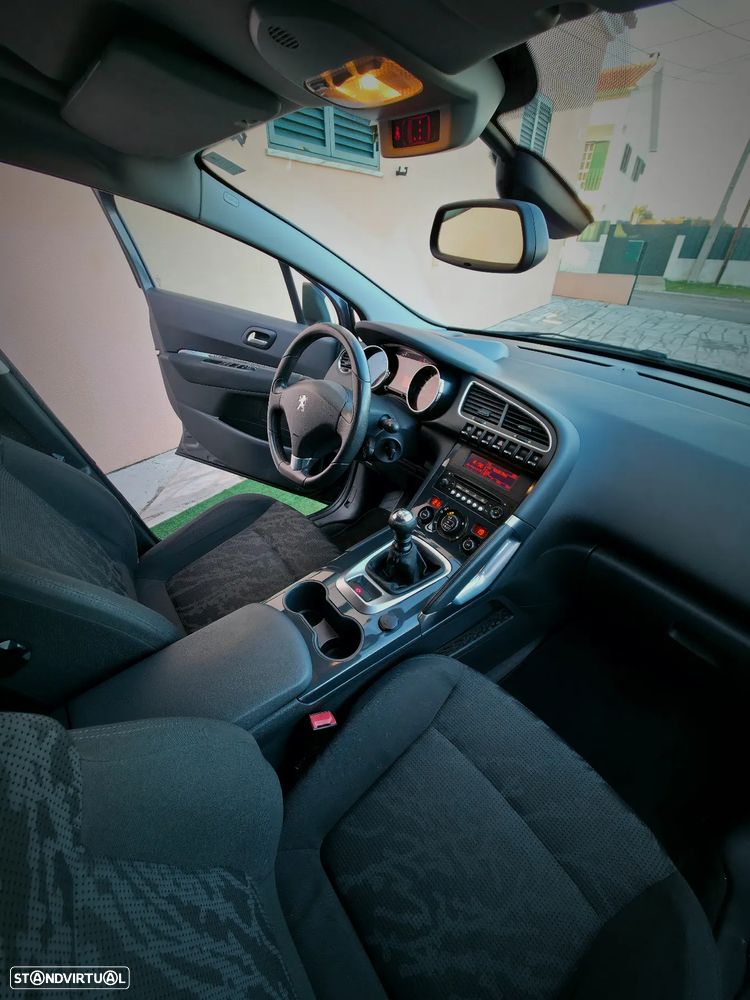 Peugeot 3008 1.6 HDi SE Style - 14