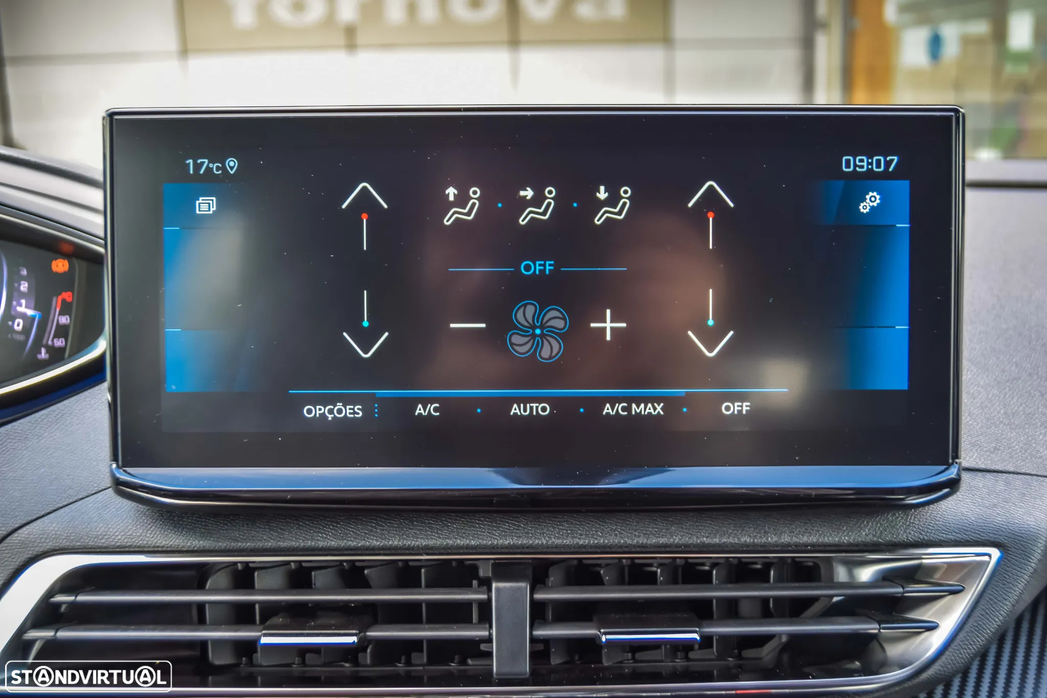 Peugeot 5008 1.5 BlueHDi Allure Pack EAT8 - 22