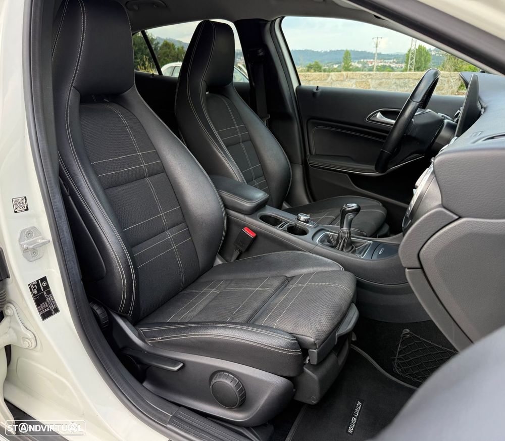 Mercedes-Benz GLA 180 d Style - 17