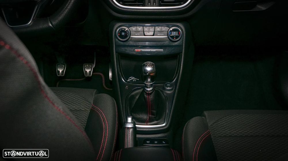 Ford Puma 1.5 EcoBlue ST-LINE X - 15