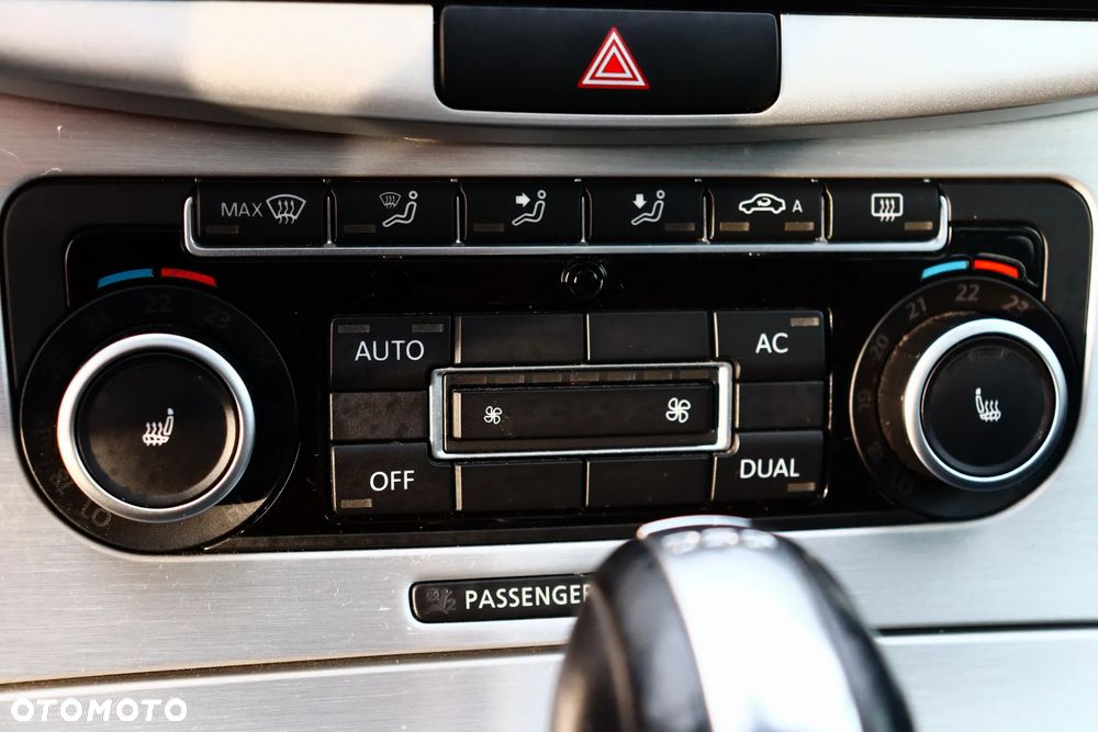Volkswagen Passat 2.0 TDI Highline DSG - 15