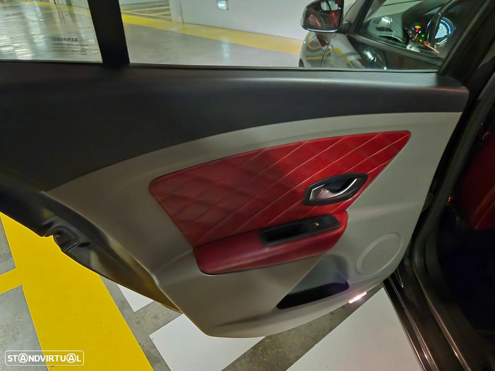 Renault Mégane Sport Tourer ENERGY dCi 110 Start & Stopp Expression - 30