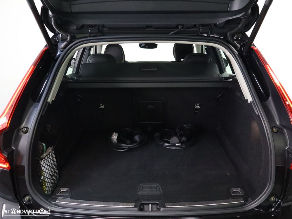 Volvo XC 60 2.0 T6 PHEV Inscription AWD - 29