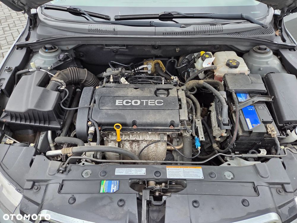 Chevrolet Cruze 1.8 LT - 21