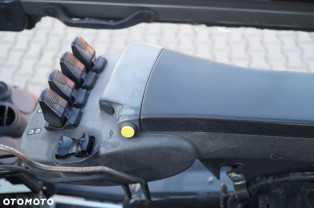 Nissan Wózek widłowy 5 tony udźwigu - 17