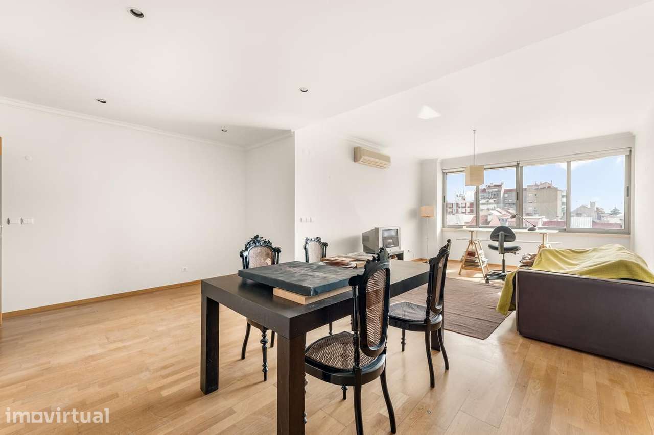 Apartamento T2 com estacionamento - Grande imagem: 3/22