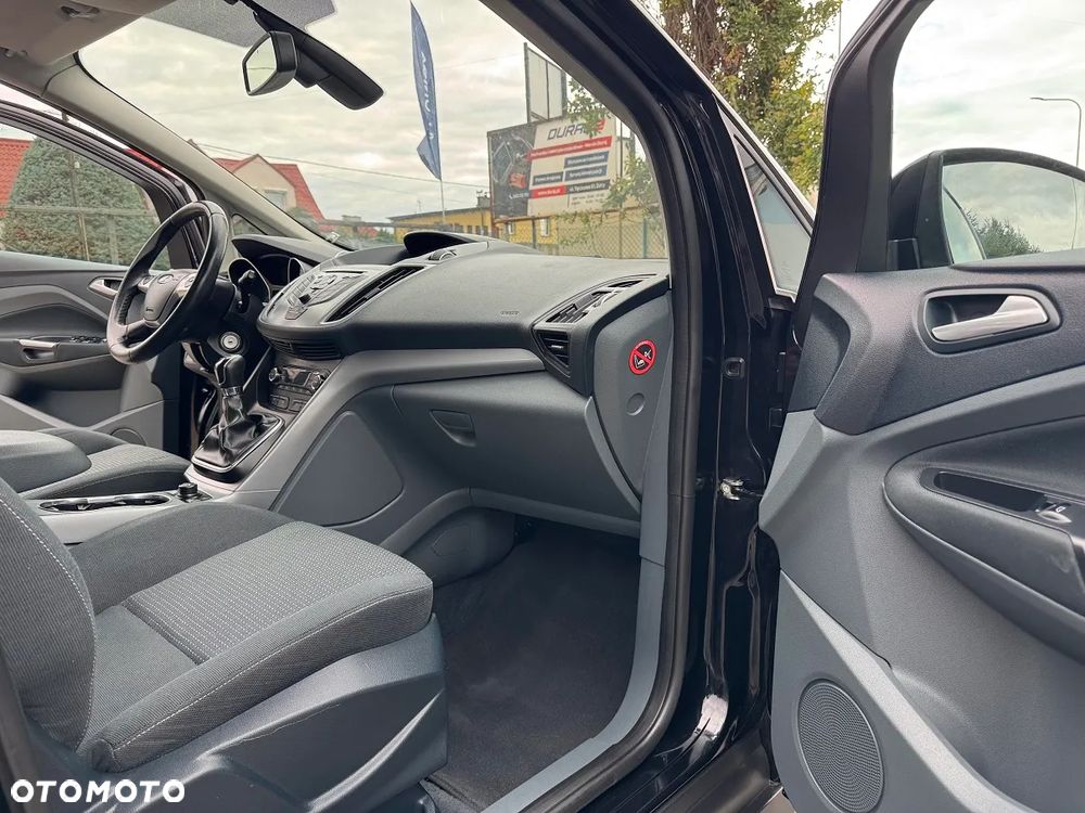Ford Grand C-MAX 1.6 Titanium - 33