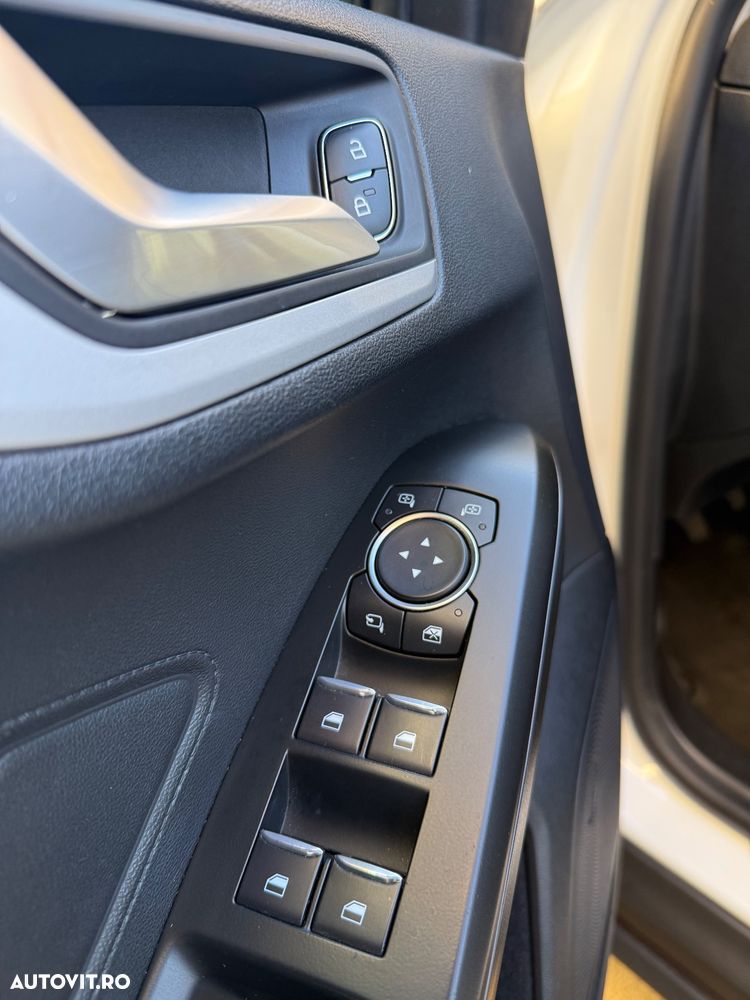 Ford Focus 1.0 EcoBoost Trend Edition - 13