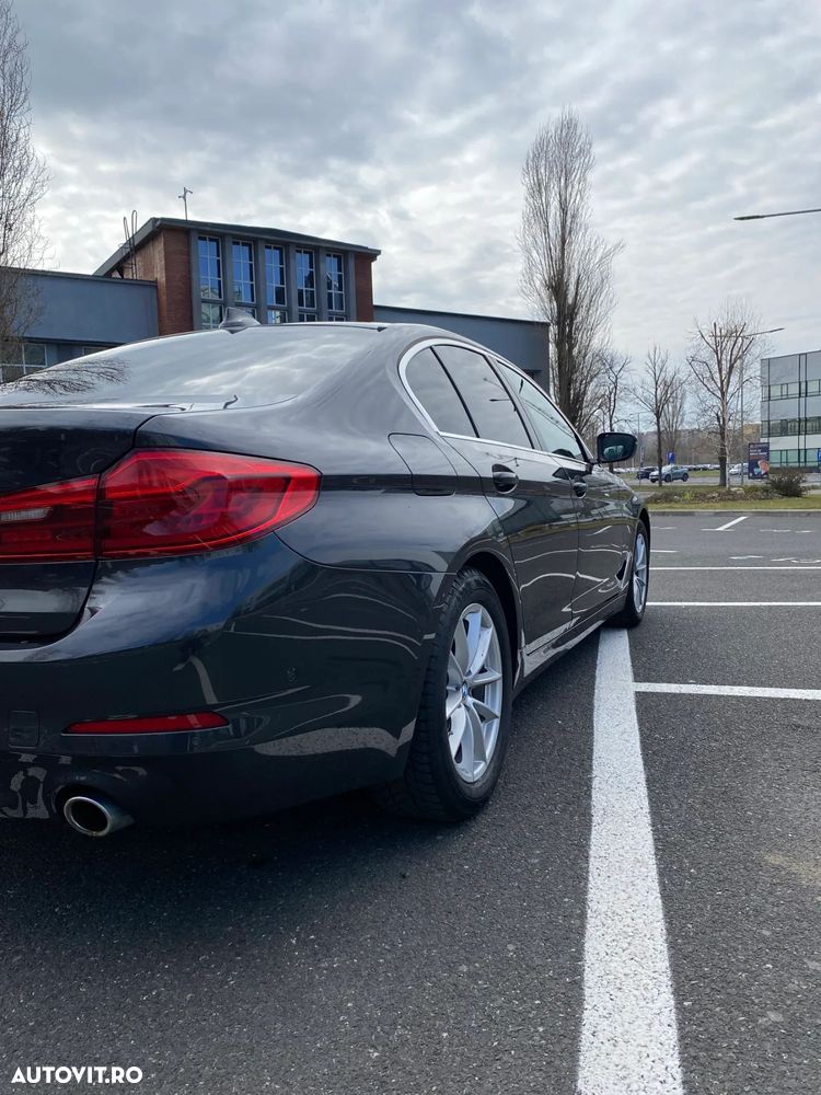 BMW Seria 5 520d AT - 4