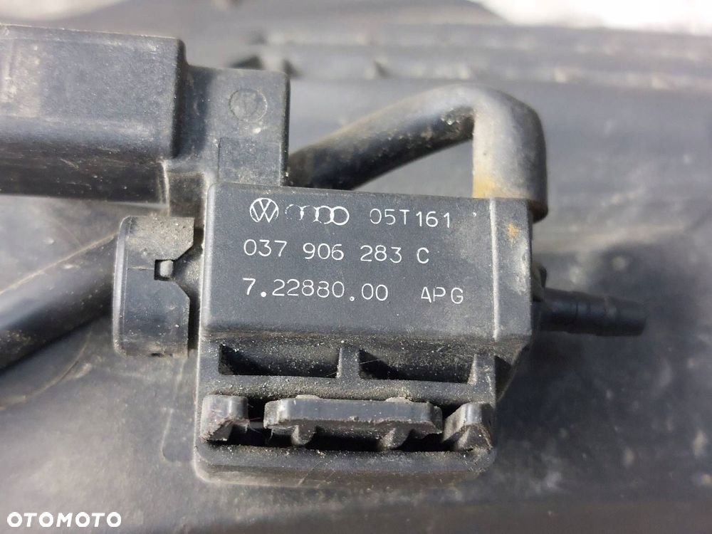 OBUDOWA FILTRA POWIETRZA AUDI A6 C6 3.0 TDI 059133835E 037906283C - 4