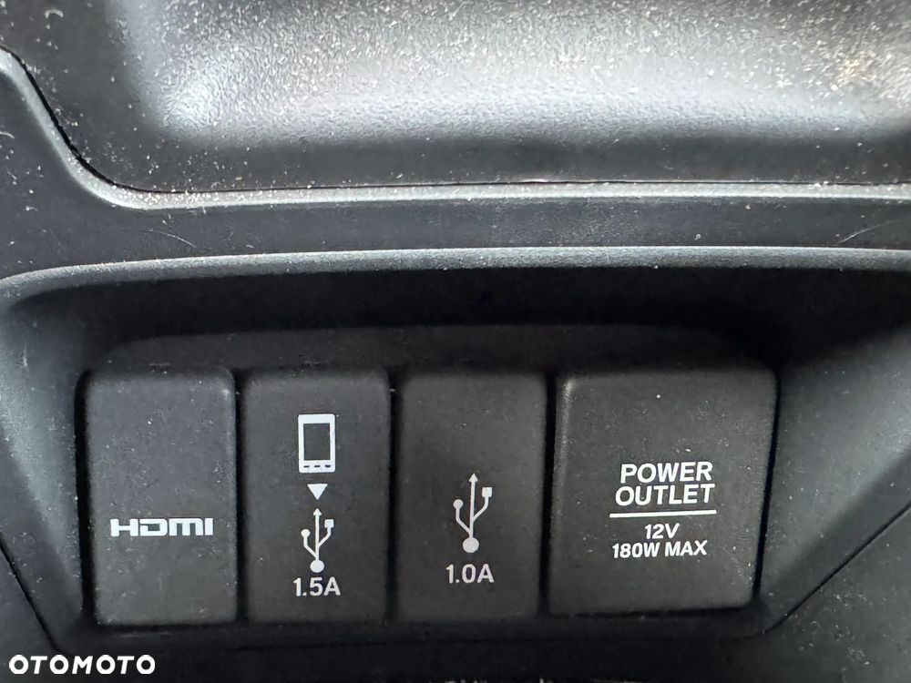 Honda CR-V 1.5 Lifestyle (Honda Connect+ / 7 os.) CVT - 27