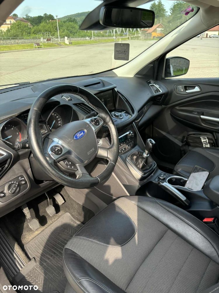 Ford Kuga 2.0 TDCi 4x4 Individual - 5