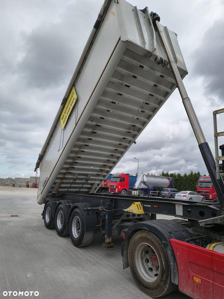 Schmitz Cargobull SKI24 - 7