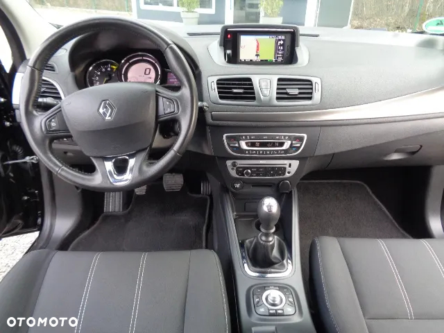 Renault Megane 1.6 16V Expression - 9