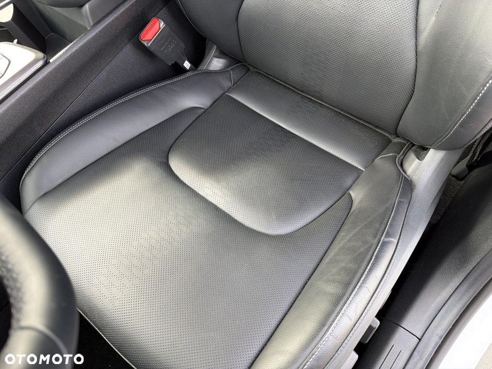 Kia Sportage 1.6 T-GDI HEV Business Line 2WD - 12