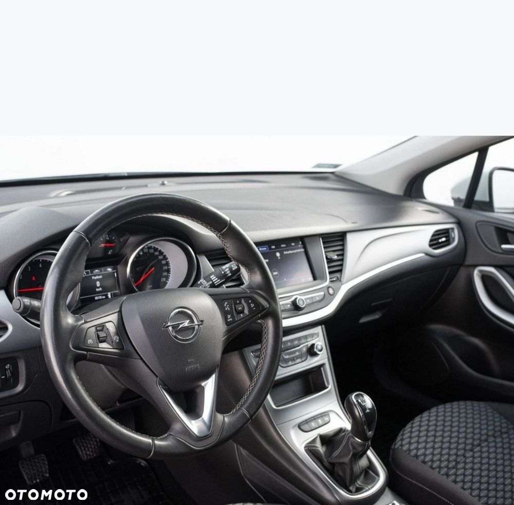 Opel Astra 1.2 T Edition S&S - 8