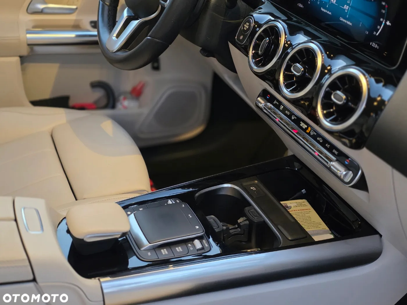 Mercedes-Benz GLA 250 4-Matic - 10