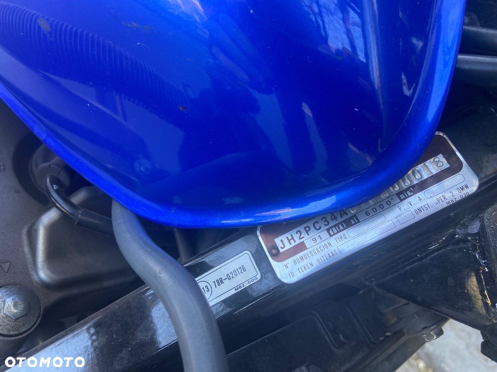 Honda Hornet - 10