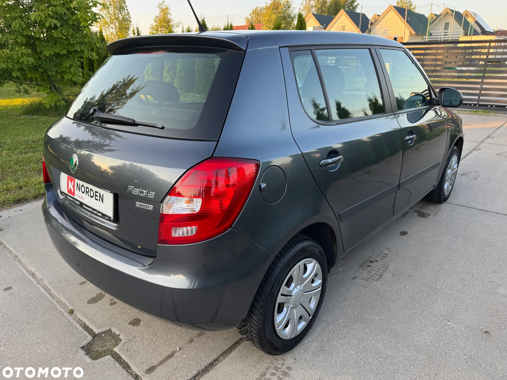 Skoda Fabia 1.2 HTP Ambition - 4