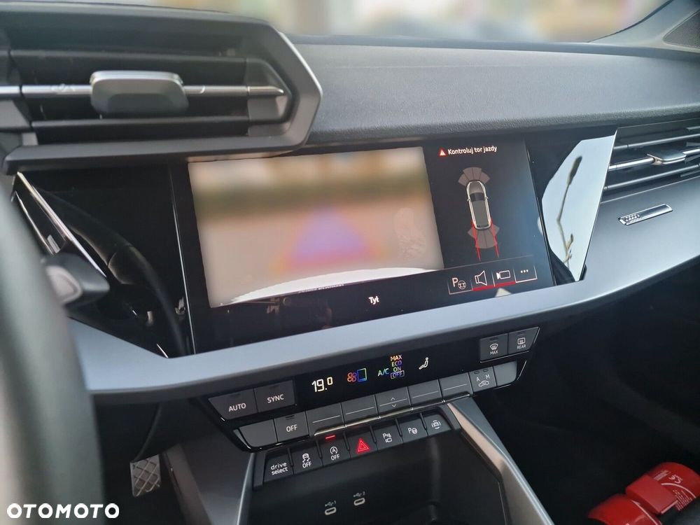 Audi A3 Sportback 30 TFSI mHEV S tronic - 26