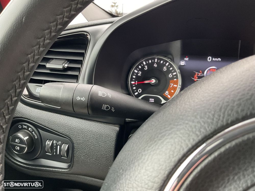 Jeep Renegade 1.0 T Night Eagle - 40