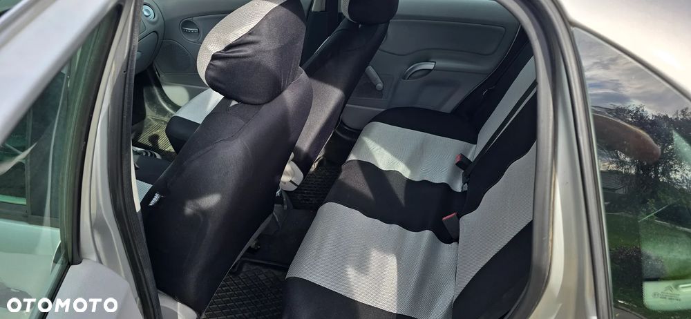 Citroën C3 1.1 Control+ (sx) - 6