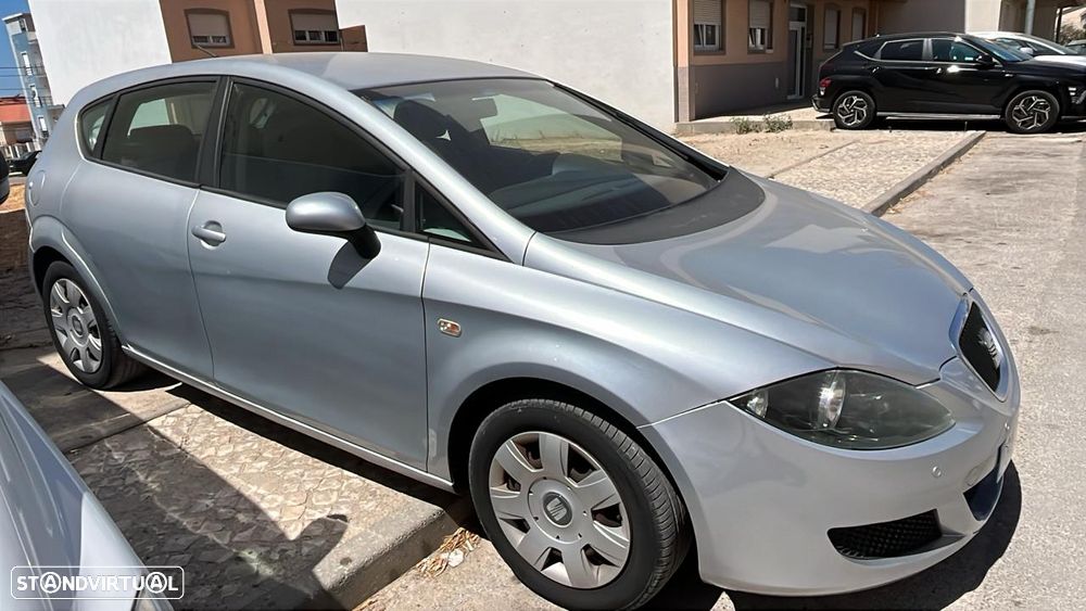 SEAT Leon 1.6 Reference - 1