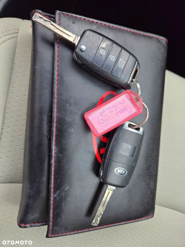 Kia Carens 1.6 GDI Edition 7 - 28