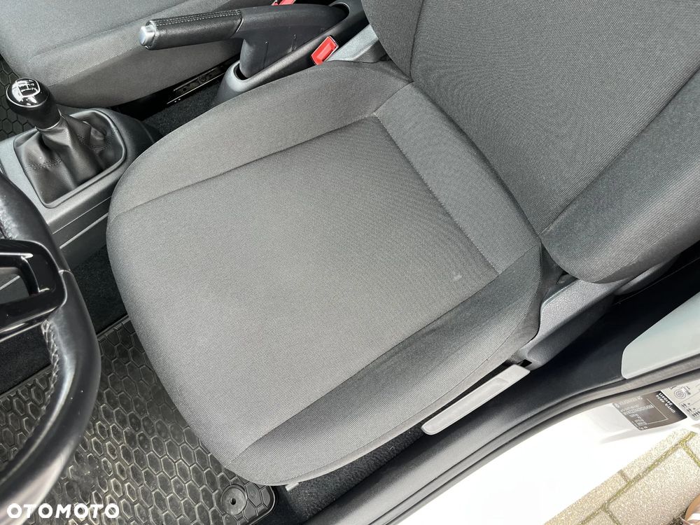 Volkswagen up! 1.0 high - 13