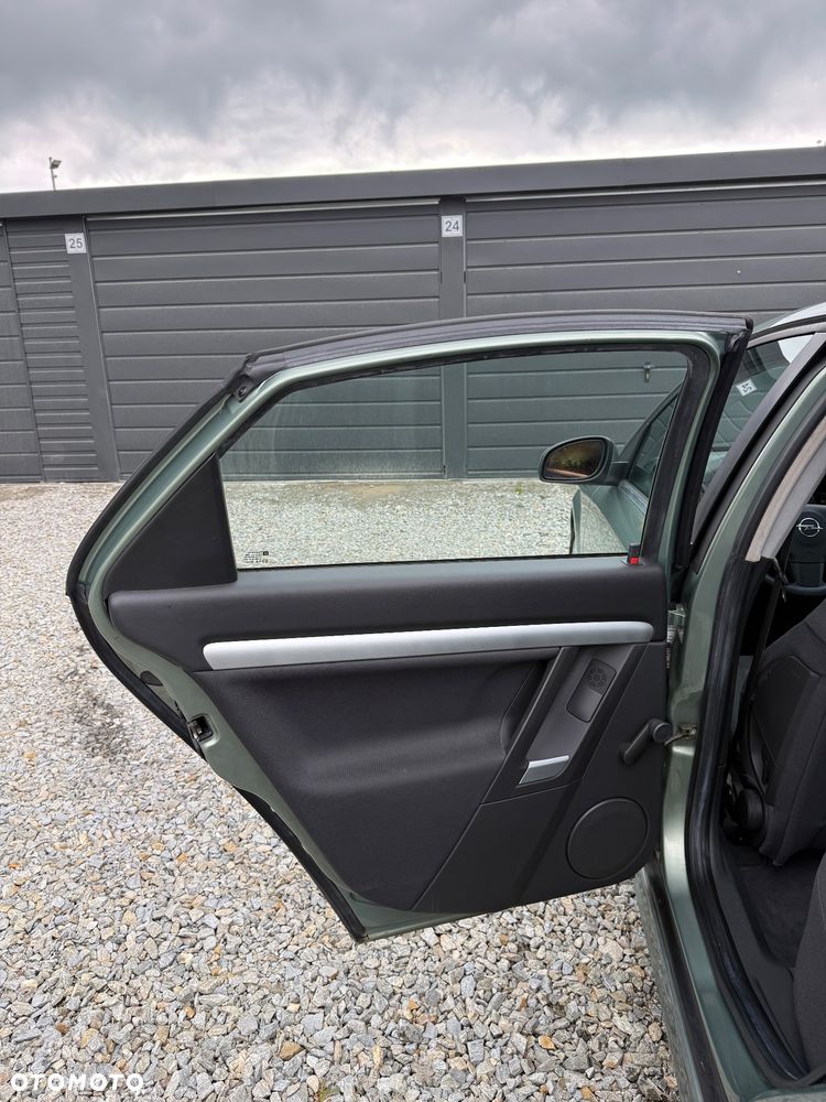 Opel Vectra 1.8 Cosmo - 17