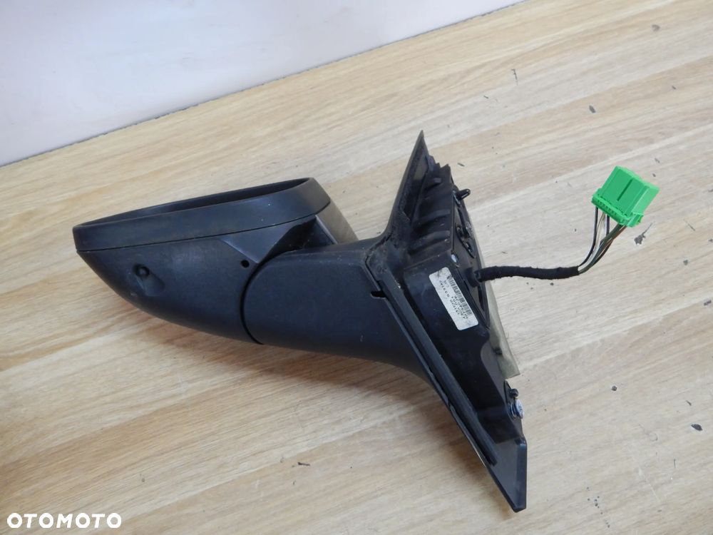 Lusterko lewy przód VOLVO V70 III xc70 s80 II 07-16  472-46 8 pin  Łuków części - 5