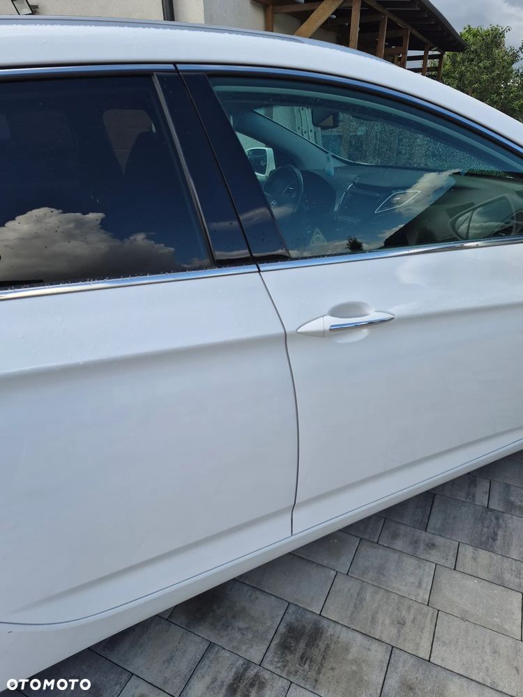 Hyundai i40 Kombi blue 1.6 CRDi Space - 15