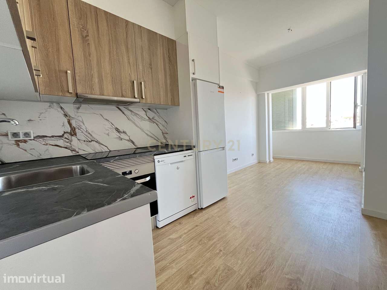 Apartamento T2 em Sacavém, Loures - Oportunidade Única! - Grande imagem: 2/14