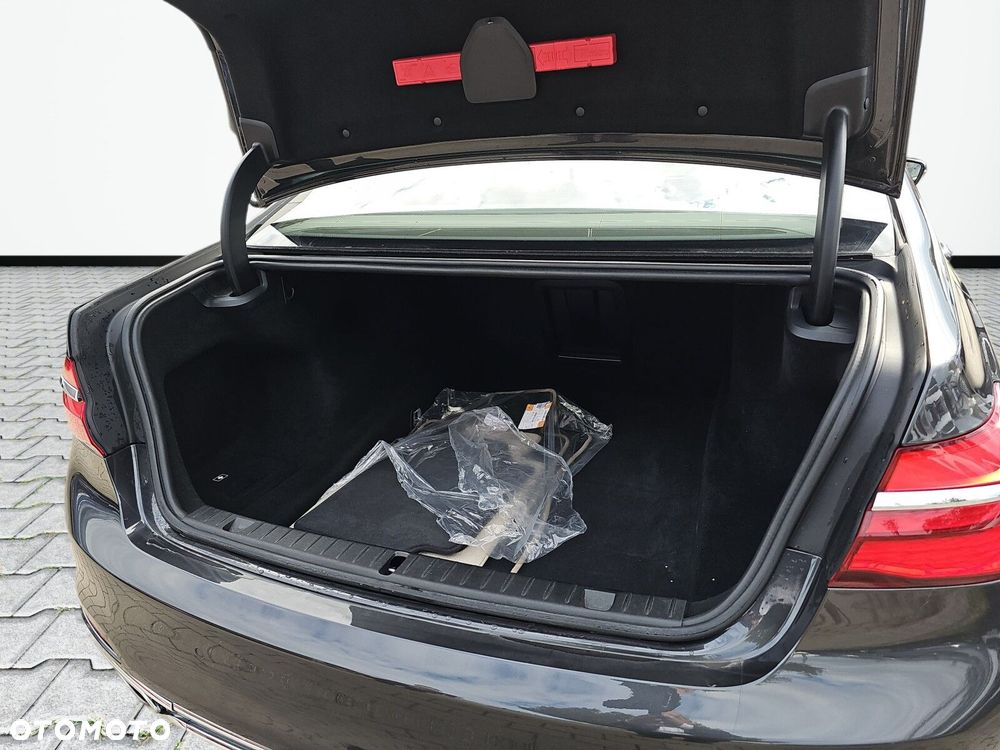 BMW Seria 7 - 30