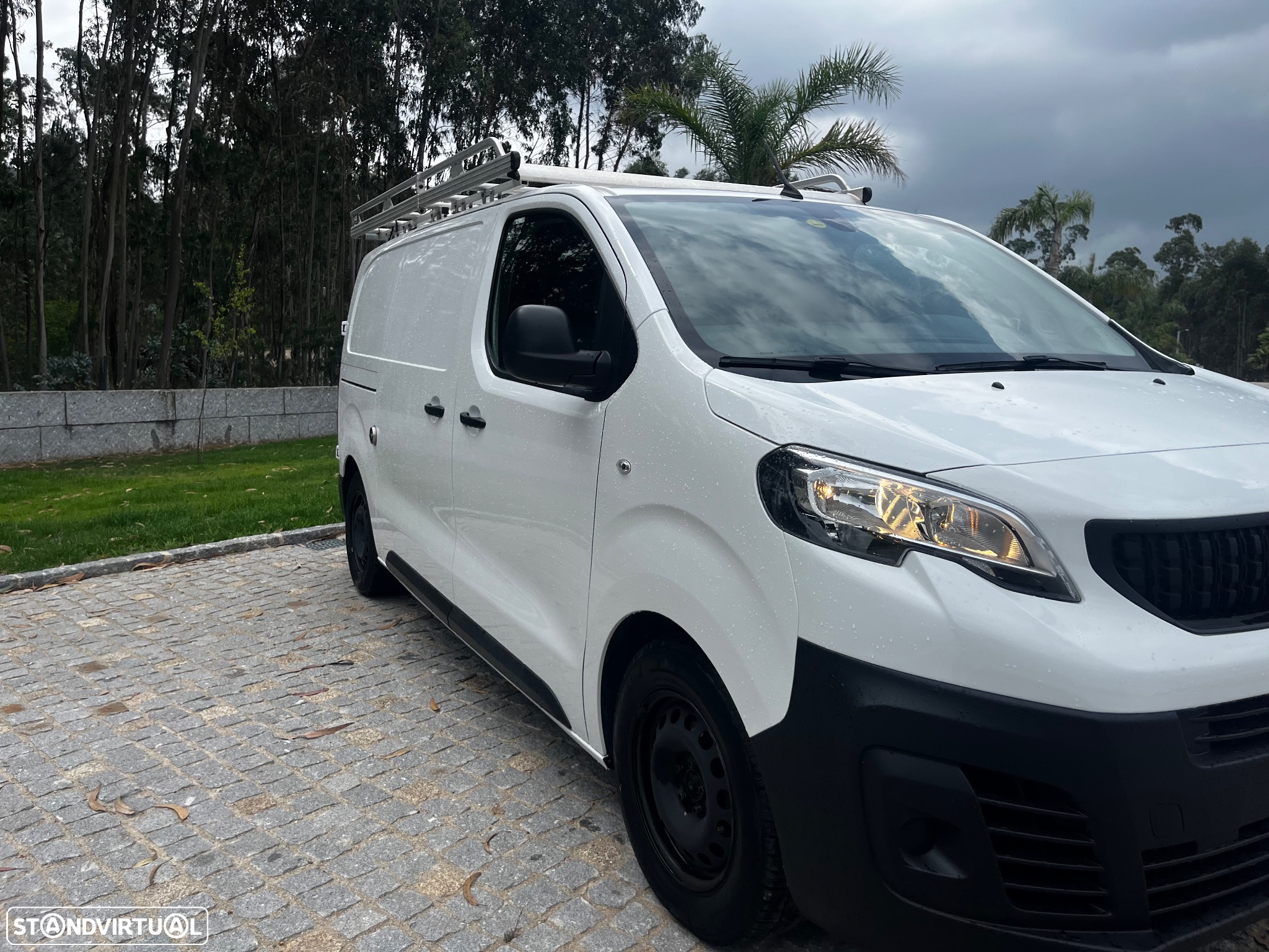 Peugeot Expert 1.5 BlueHDi L2H1 Semi-Vidrado - 3