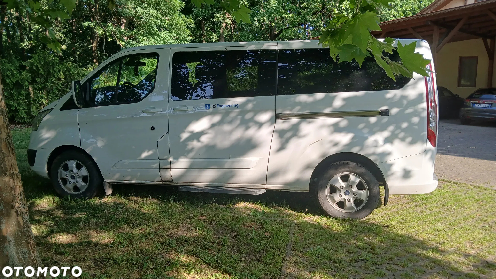 Ford Tourneo Custom 2.0 TDCi L2 Titanium - 4