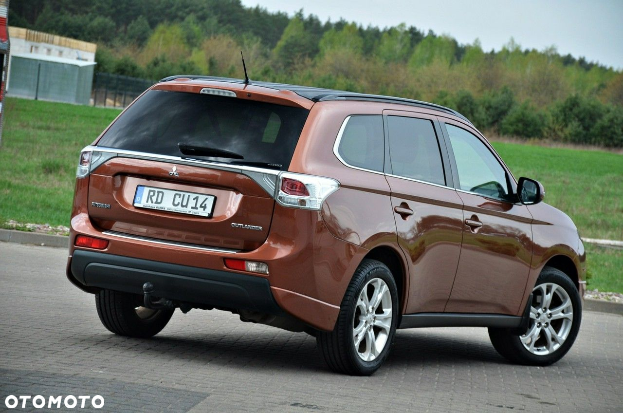 Mitsubishi Outlander - 9