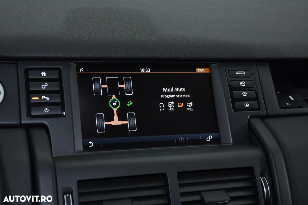 Land Rover Discovery Sport - 24