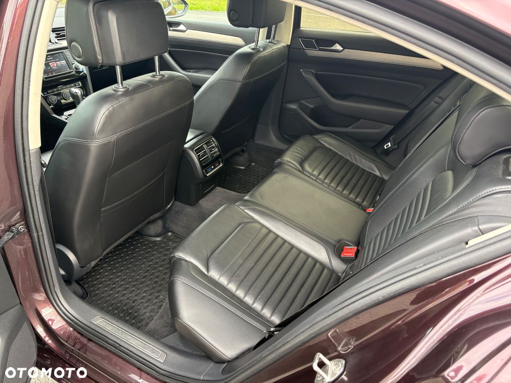 Volkswagen Passat 2.0 TDI BMT Highline DSG - 10